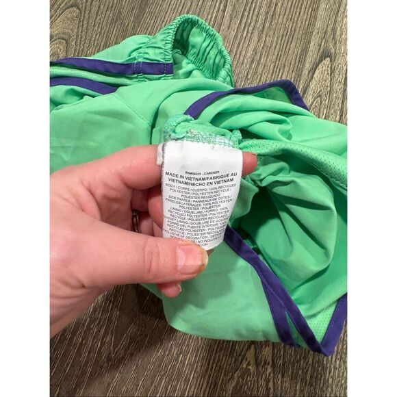 Nike Dri-Fit Womens Running Shorts Rubber Waistband Swoosh Logo Green Size M - Picture 4 of 5